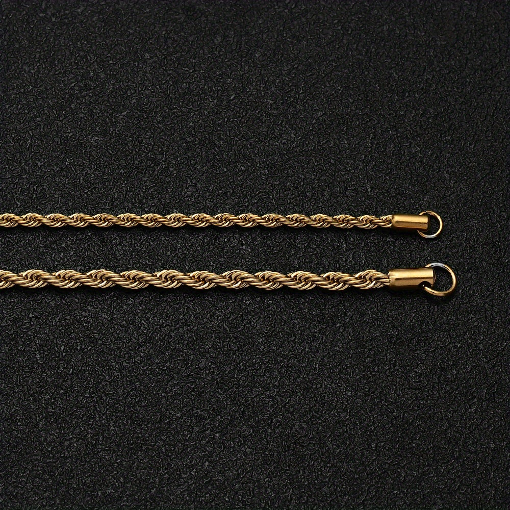 Roestvrijstalen vergulde armband en ketting set, gemaakt van hoogwaardig 316L roestvrij staal met een luxe vergulde afwerking. Geschikt voor zowel mannen als vrouwen en perfect om elke outfit te verfraaien.