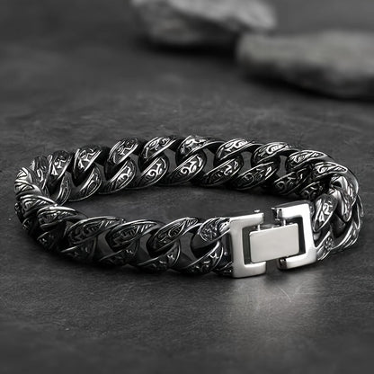 Eva Hip Hop retro armband - een perfecte mix van stijl en duurzaamheid. Deze armband, gemaakt van hoogwaardig titanium staal, biedt een stoere uitstraling, uitzonderlijke sterkte en slijtweerstand. Een must-have voor liefhebbers van urban fashion.