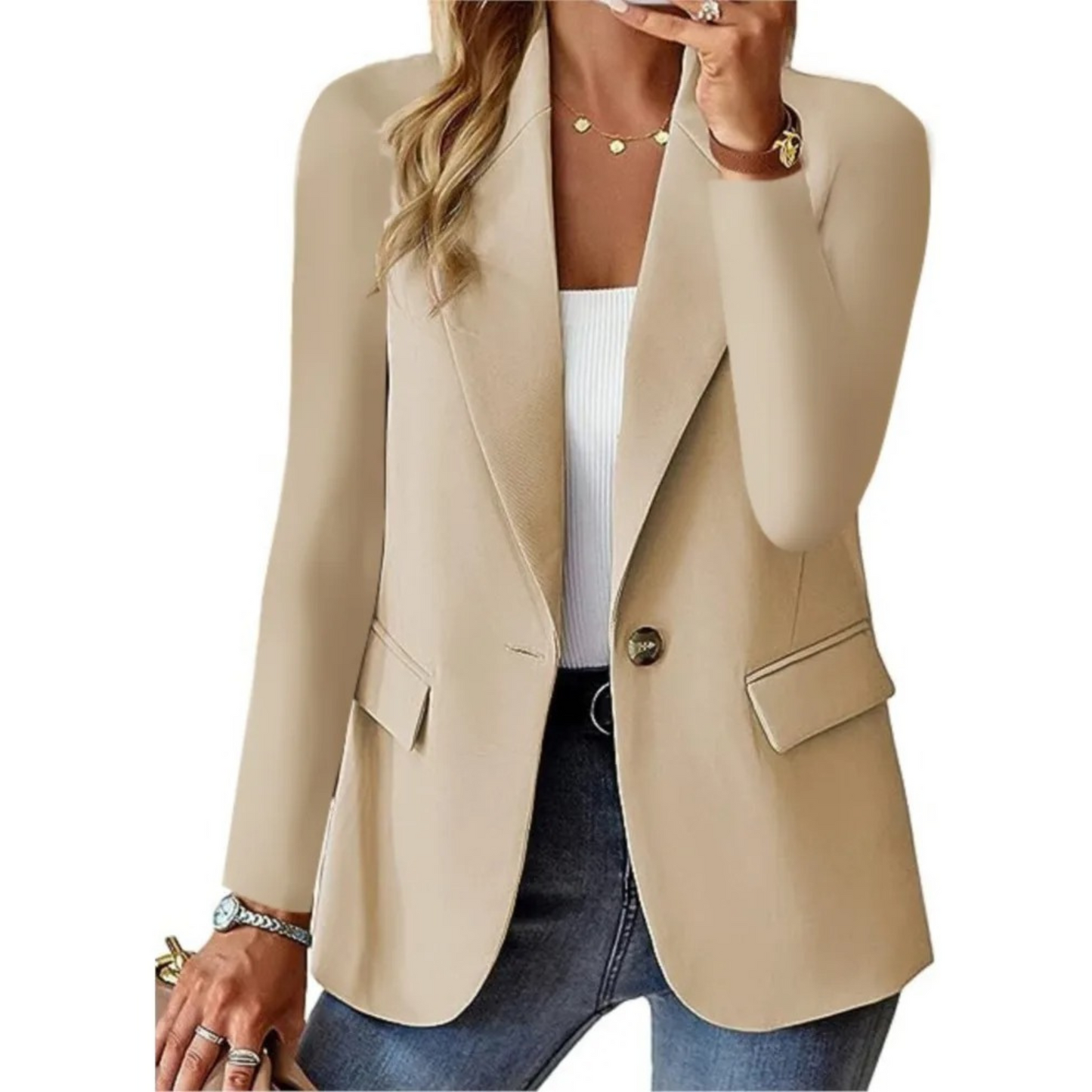 Lange mouw dames blazer, perfect voor een casual look. Gemaakt van hoogwaardige materialen voor duurzaamheid en voorzien van een stijlvol ontwerp dat bij elke gelegenheid past.