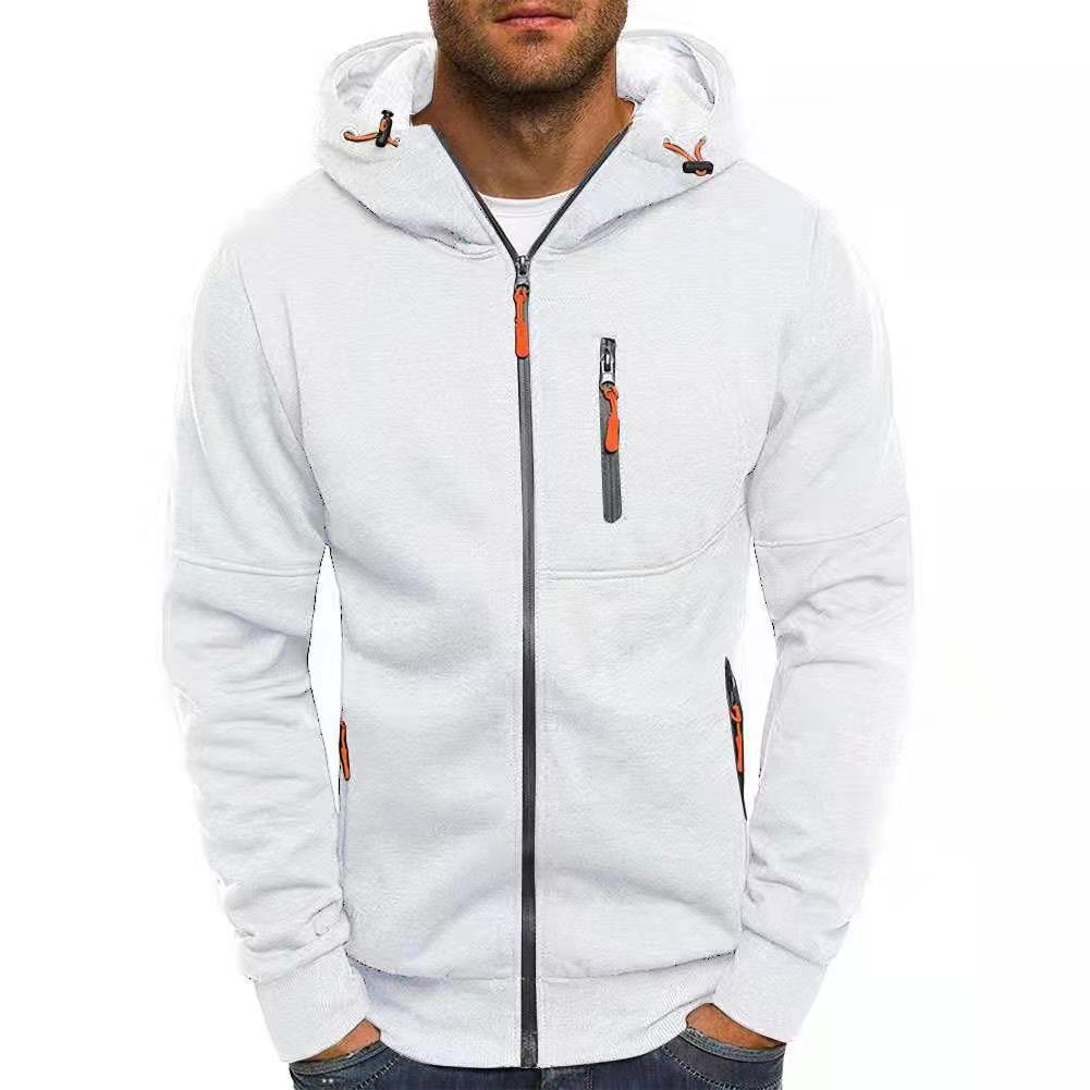 Deze heren hoodie is ideaal voor zowel een casual dagje uit als ontspannen thuis. Met hoogwaardige materialen en een warme, gezellige fleece voering houdt deze hoodie je comfortabel in stijl. De hoodie is voorzien van een warme capuchon met fleecevoering, een flatterende pasvorm voor een stijlvolle uitstraling en gemaakt van duurzame en trendy stof voor langdurig plezier. Maattabel (in cm) is beschikbaar voor verschillende maten.