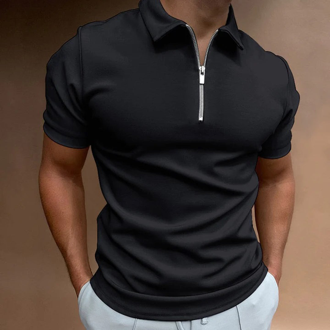 Stijlvolle poloshirt met rits, gemaakt van hoogwaardig polyester en voorzien van een modern ontwerp. Perfect voor een slanke en moderne uitstraling, met klassieke kraag en effen kleur voor tijdloze verfijning. Geschikt voor diverse gelegenheden.