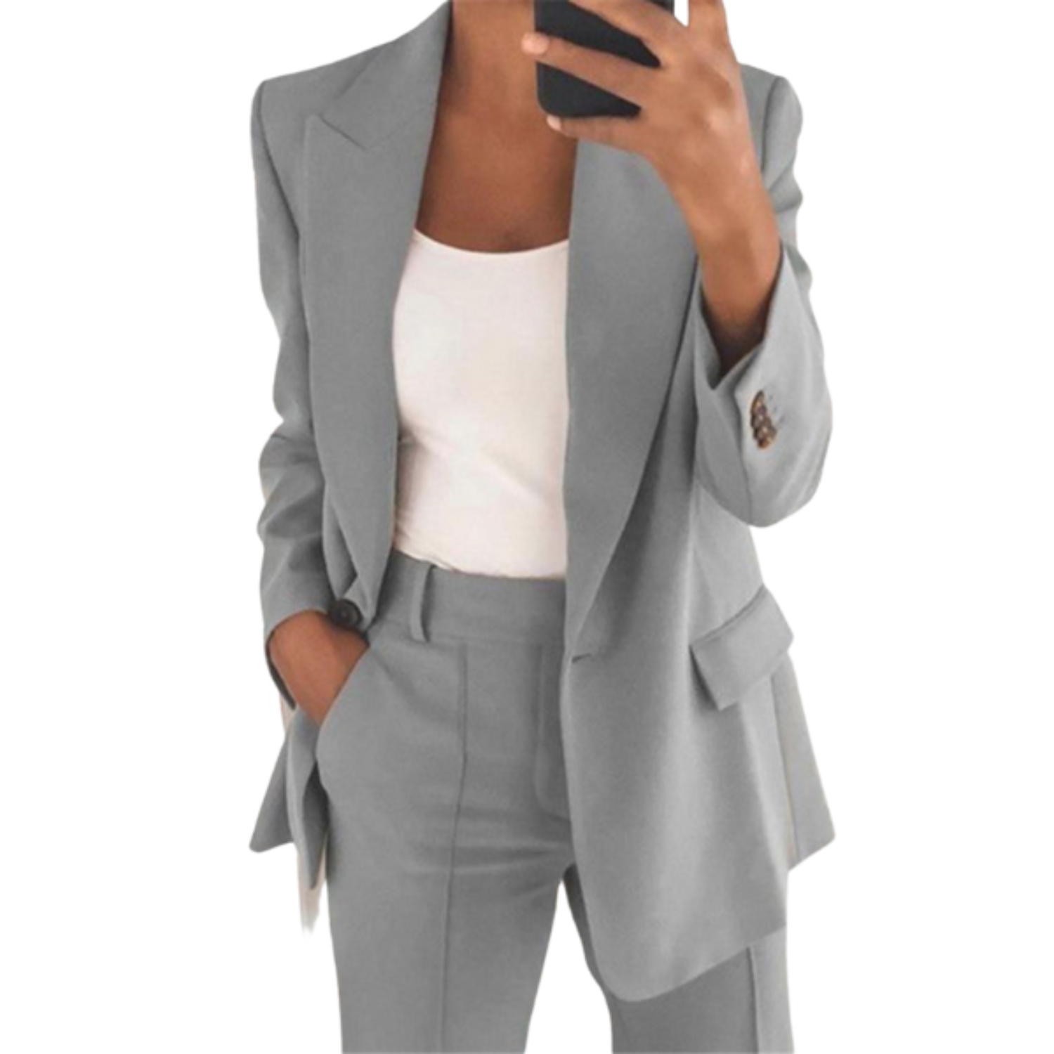 Stijlvolle dames blazer set, bestaande uit een lange blazer en pantalon. Deze set biedt een combinatie van elegantie en comfort voor diverse gelegenheden. Gemaakt van hoogwaardige en ademende materialen, met een perfecte pasvorm voor een moeiteloos elegante uitstraling.