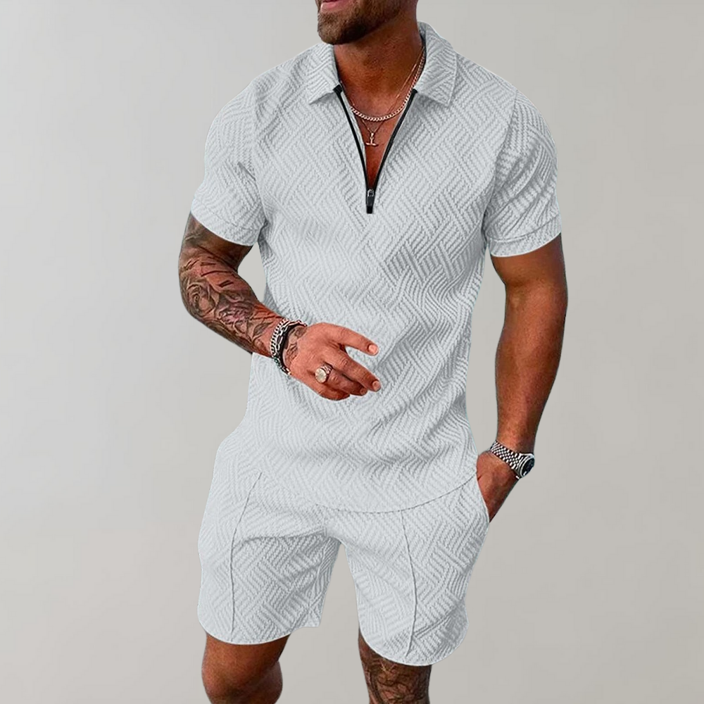 Stijlvolle en comfortabele zomerset voor heren, bestaande uit een Hugo Polo en shorts. Ideaal voor diverse gelegenheden en perfect voor een trendy look.