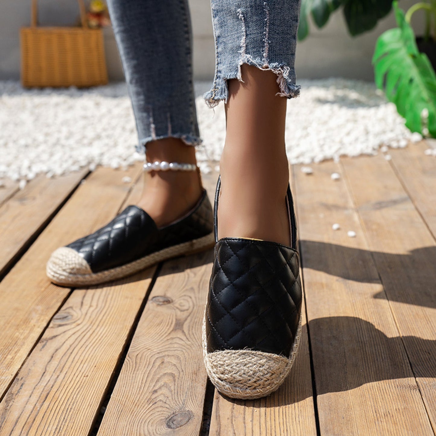 Lobke | Ademende espadrilles met gevlochten touw patch