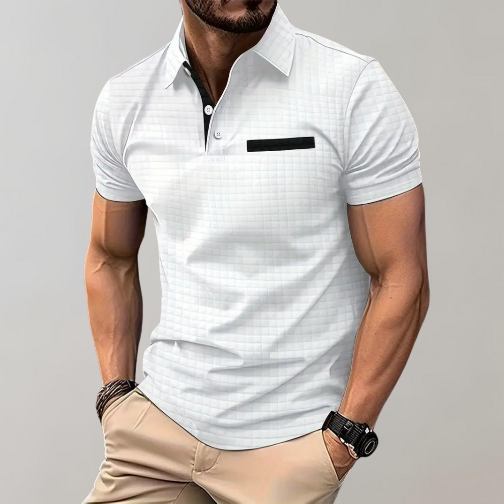 Heren poloshirt dat comfort en stijl combineert voor een verzorgde uitstraling bij elke gelegenheid. Gemaakt van hoogwaardige materialen, heeft een tijdloos ontwerp en is veelzijdig te stylen voor zowel informele als formele looks. Verkrijgbaar in diverse stijlvolle kleuren.