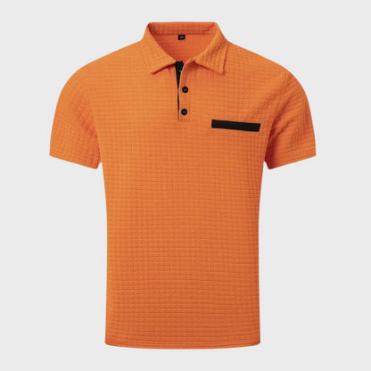 Heren poloshirt dat comfort en stijl combineert voor een verzorgde uitstraling bij elke gelegenheid. Gemaakt van hoogwaardige materialen, heeft een tijdloos ontwerp en is veelzijdig te stylen voor zowel informele als formele looks. Verkrijgbaar in diverse stijlvolle kleuren.