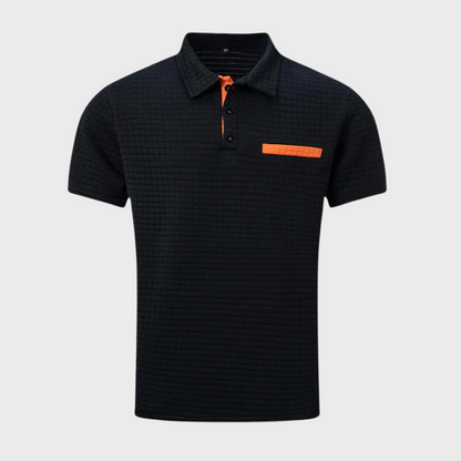 Heren poloshirt dat comfort en stijl combineert voor een verzorgde uitstraling bij elke gelegenheid. Gemaakt van hoogwaardige materialen, heeft een tijdloos ontwerp en is veelzijdig te stylen voor zowel informele als formele looks. Verkrijgbaar in diverse stijlvolle kleuren.