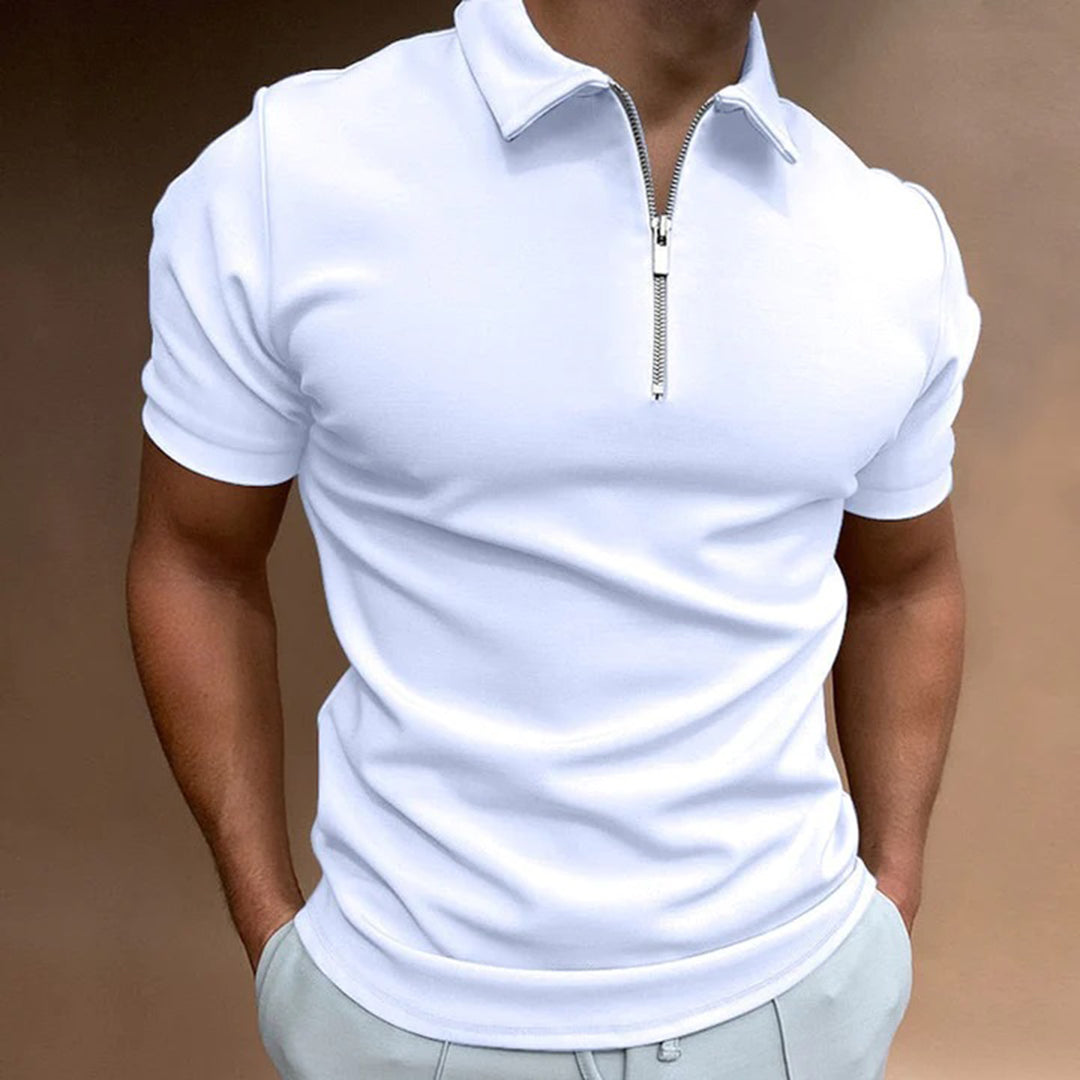 Stijlvolle poloshirt met rits, gemaakt van hoogwaardig polyester en voorzien van een modern ontwerp. Perfect voor een slanke en moderne uitstraling, met klassieke kraag en effen kleur voor tijdloze verfijning. Geschikt voor diverse gelegenheden.