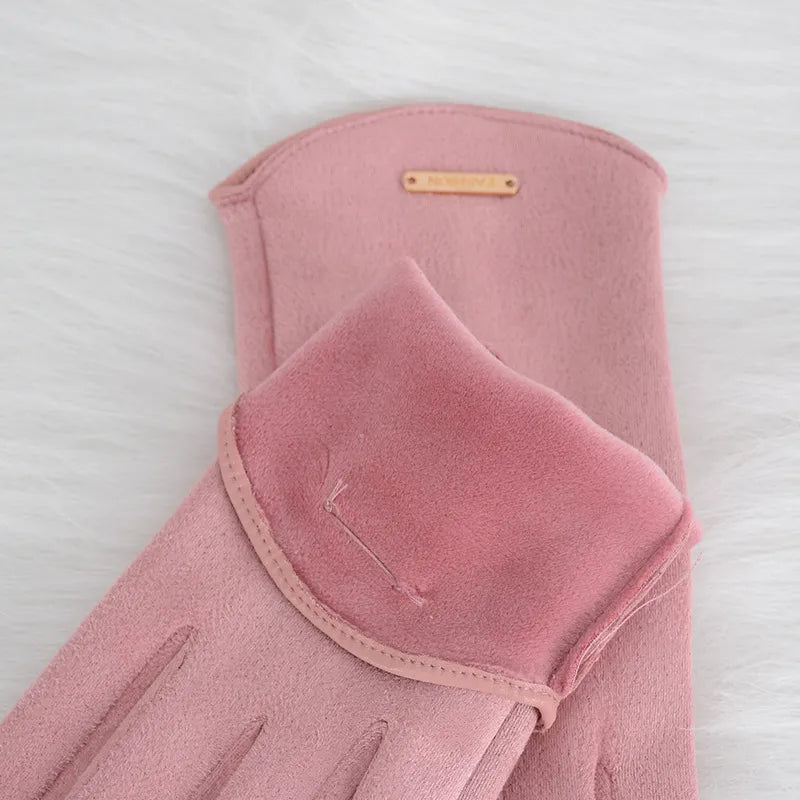 Lotte | Klassieke & veelzijdige suède handschoenen in de kleur Khaki voor dames in Heritage stijl ideaal voor de winter