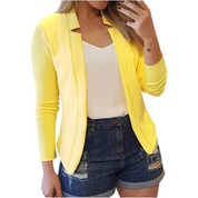 Lotte | Kleine dames blazer in solide kleur in de kleur Geel voor dames in Formal stijl ideaal voor de herfst.