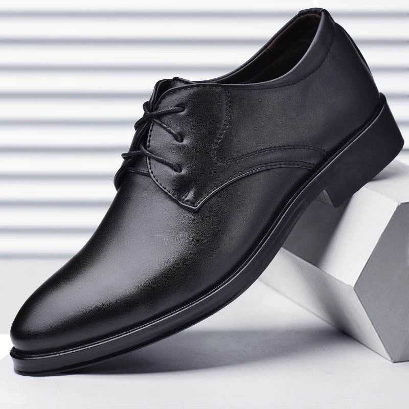 Stijlvolle en comfortabele nette veterschoenen, gemaakt van hoogwaardig matleer. Ideaal voor diverse gelegenheden en een must-have voor kwaliteit en elegantie.