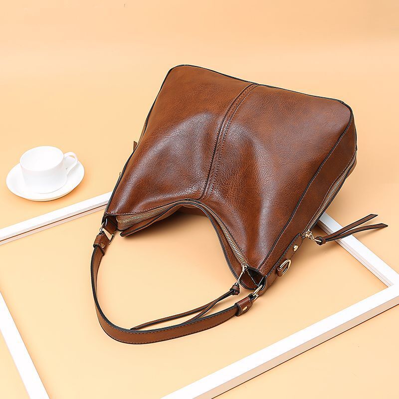 Martina Hobo Tas | Elegant & Vintage