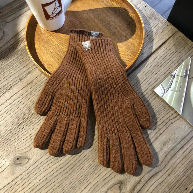 Nina | Warme & stijlvolle gebreide dames handschoenen in de kleur Bruin voor dames in Lounge stijl ideaal voor de winter