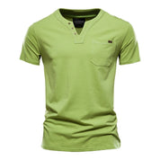 Quentin | Essentieel Zomer V-hals T-shirt in de kleur Groen voor heren in stijl ideaal voor de zomer.