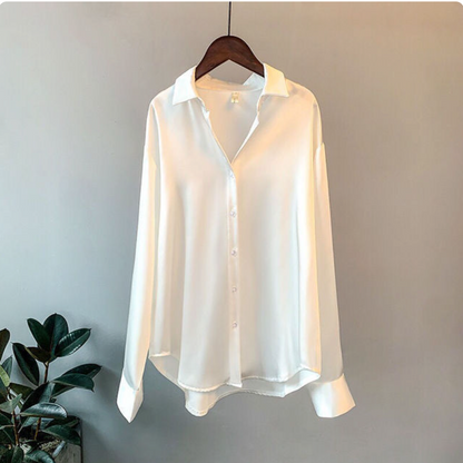 Elegante losse satijnen blouse voor dames