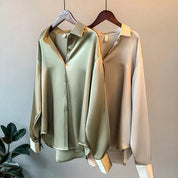 Jenny | Elegante losse satijnen blouse voor dames